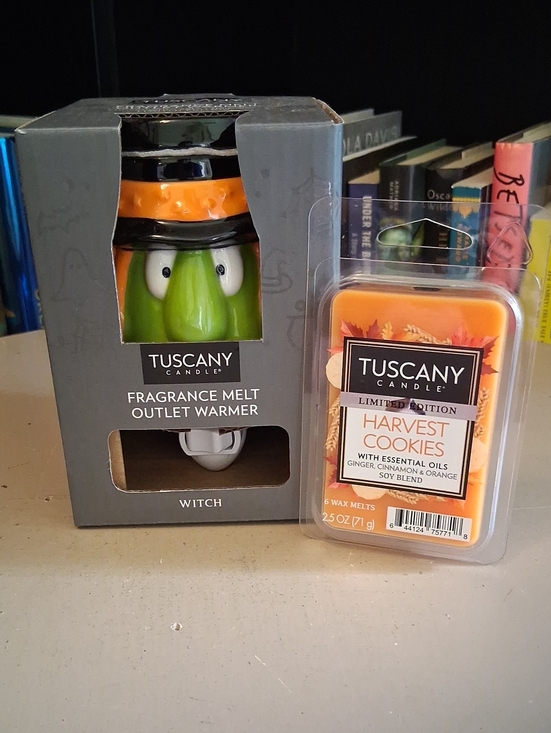 Tuscany Candles Other - Witch Outlet Warmer With Harvest Cookie Wax Melts